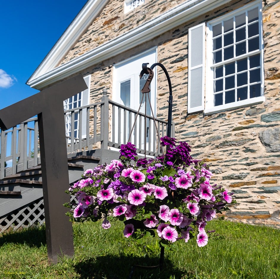 Pine Grove Chapel - Flowers